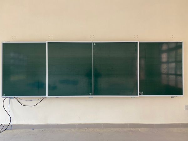 Hệ bảng trượt ngang -7002002G